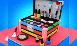 Make Up Cosmetic Box Cake Maker -Best Cooking Game image